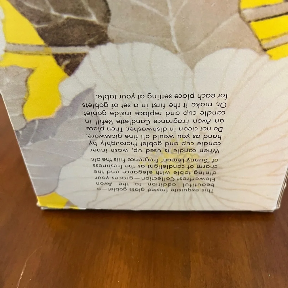 Avon Flowerfrost Collection Water Goblet and sunny lemon‎ fragrance candelette